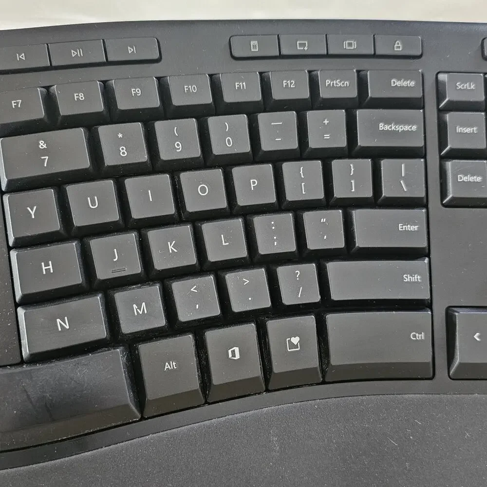 Microsoft Model 1878 Ergonomic Wired USB Keyboard Black TESTED